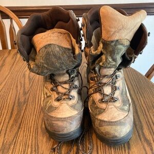 Cabela’s pack boots    Size 13D  Used  Free Ship